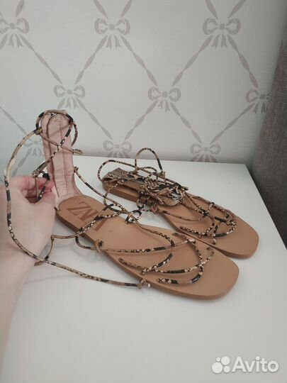 Босоножки Zara 40