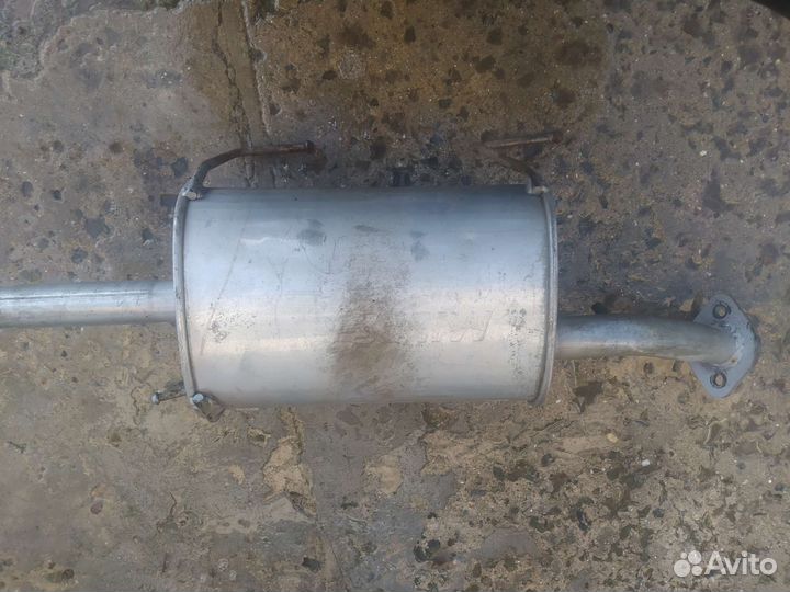 Глушитель на nissan almera n16