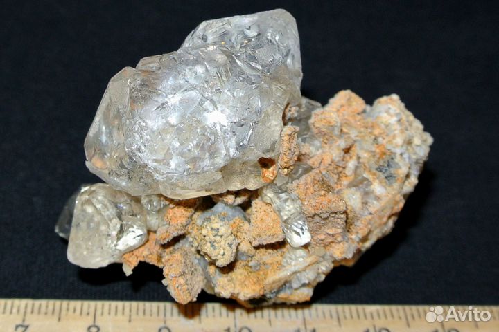 Оптический флюорит,кварц,сидерит,кальцит.Лот №1067