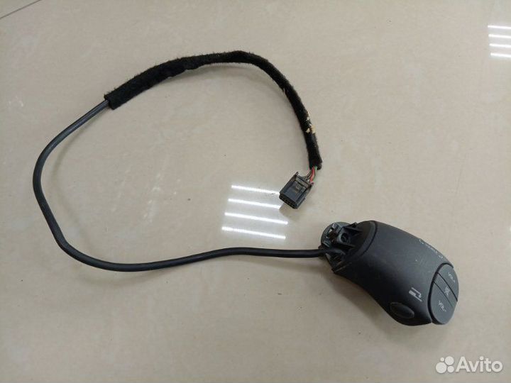 Подрулевой переключатель Renault Symbol 2 LU01