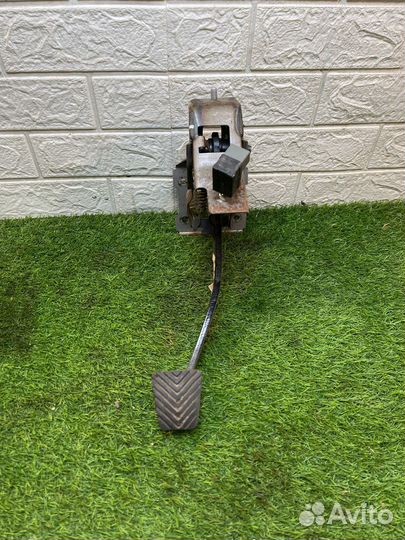 Педаль тормоза kia sportage 3