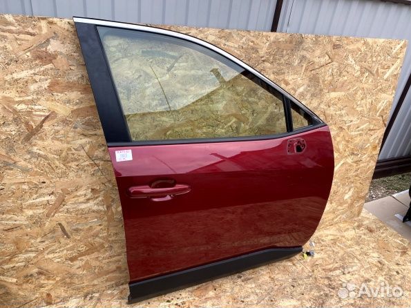Toyota Rav-4 XA50 Дверь передняя правая