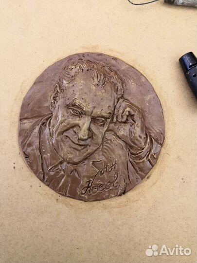 Скульптура, лепнина, тяги, Формовка и отливка рук