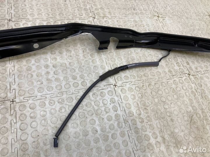 Датчик крышки багажника левый Toyota Rav4 XA40