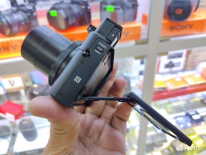Sony DSC-RX100M3 витринный новый S№4084166