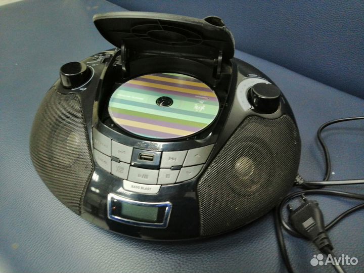 Магнитола LG SB19BT