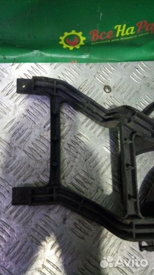 Вентилятор охлаждения Renault Symbol седан 1.6