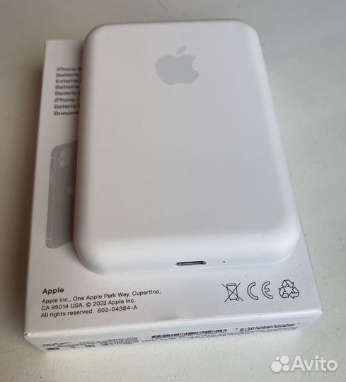 Повербанк MagSafe