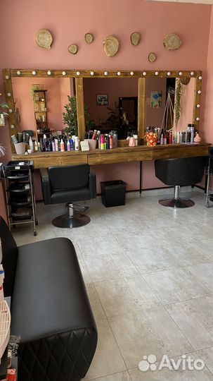 Тележка парикмахерская