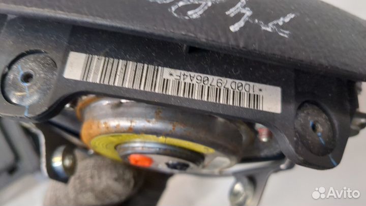 Подушка безопасности водителя Lexus RX