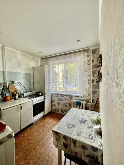 3-к. квартира, 60 м², 1/5 эт.