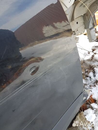 Дверь передняя правая Renault Megane 3