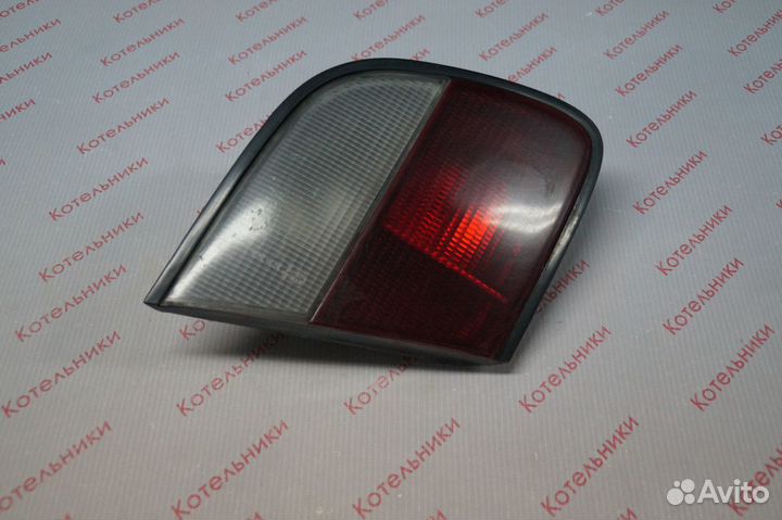 Nissan 26555-0N029 Фонарь задний левый