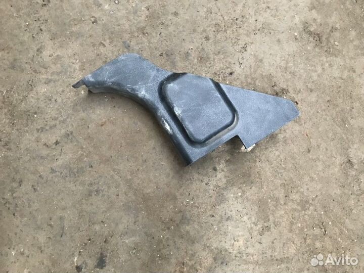 Накладка (разное ) Ssang Yong Actyon 2005-2010