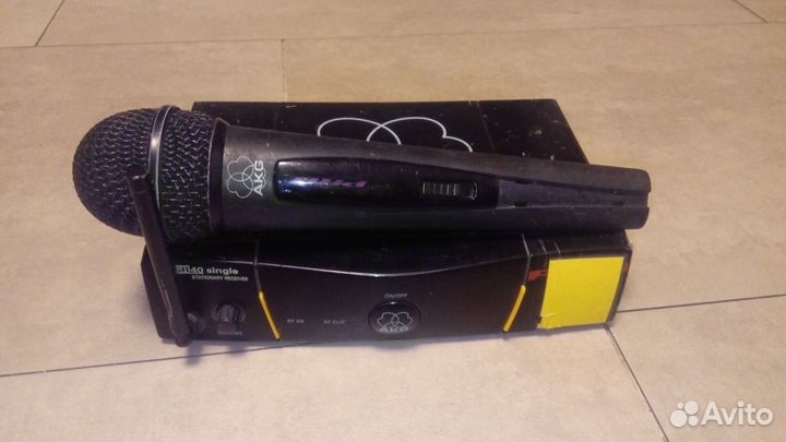 Радиосистема akg sr40 1 канал с ручным передатчико