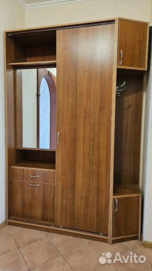 Шкаф купе с зеркалом в прихожую бу