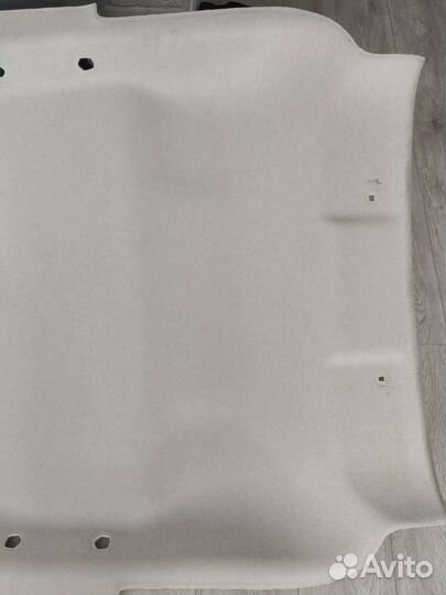 Обшивка потолка Nissan Note E-power