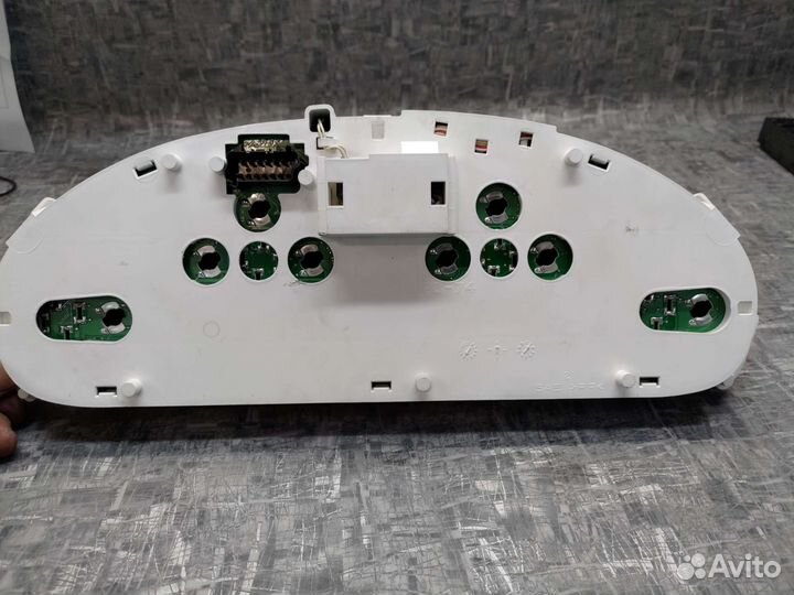 Щиток приборов Додж караван Вояджер 4