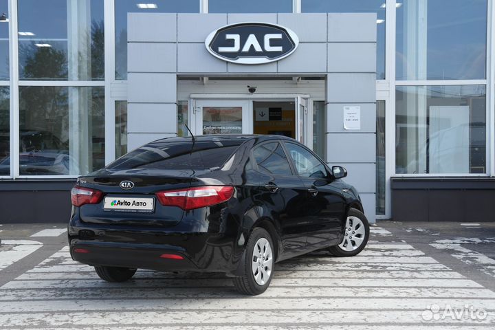 Kia Rio 1.6 AT, 2015, 237 000 км