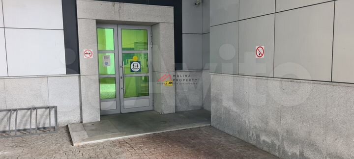 Сдам торговое помещение, 335 м²