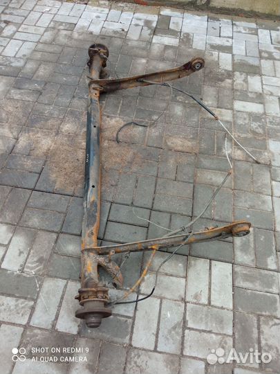 Задняя балка от Ауди а-6 с-4