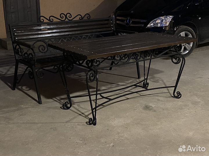 Кованый стол