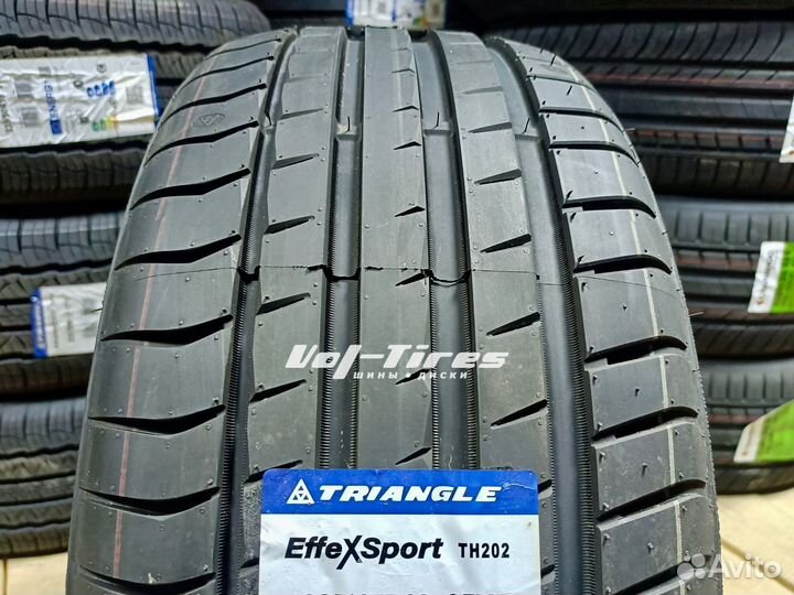 Triangle EffeXSport TH202 265/35 R20 99Y
