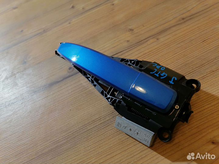 Opel Astra J GTC OPC Ручка двери правая купе