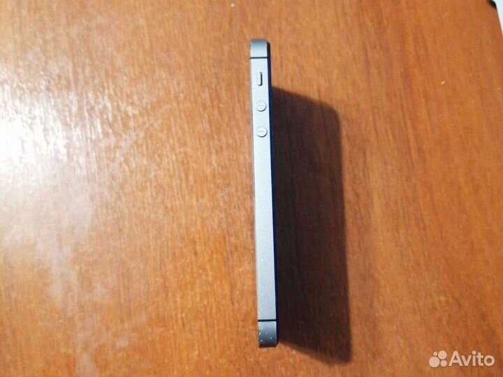 iPhone 5S, 16 ГБ