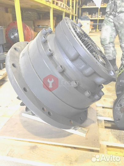 Редуктор поворота Doosan S300LC-V 404-00096C