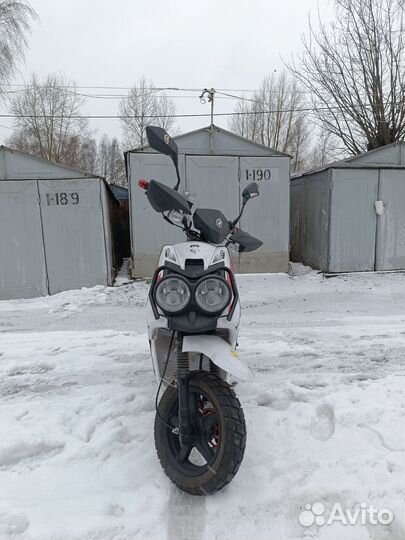 Скутер Vento SMART 2