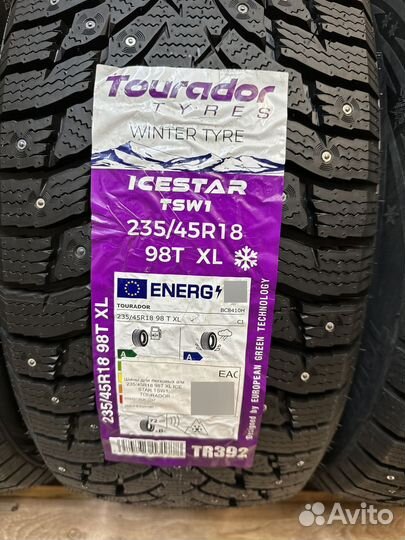 Tourador Ice Star TSW1 235/45 R18 110T