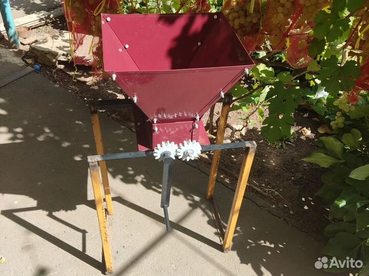 Дробилка для винограда