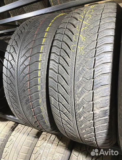 Goodyear UltraGrip Performance 225/55 R17 97M