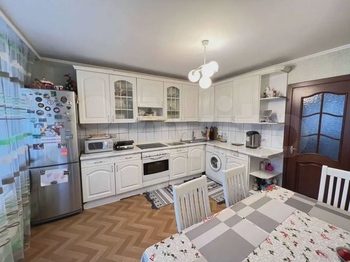 3-к. квартира, 85,8 м², 1/9 эт.