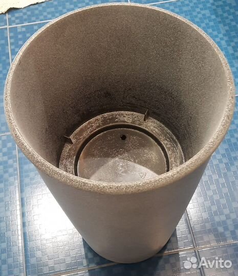 Горшок для цветов высокий
