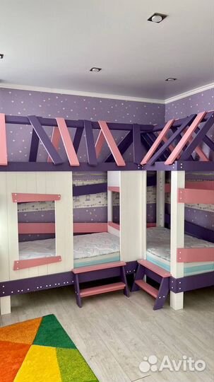 Продаю детскую кровать(домик) для 2х детей