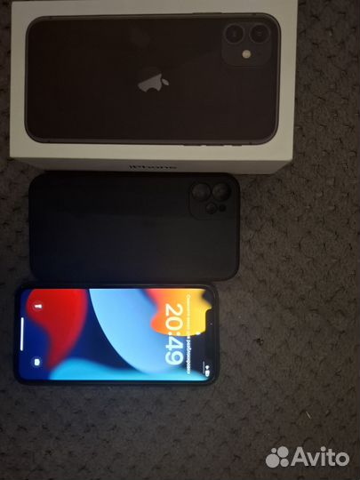 iPhone 11, 64 ГБ