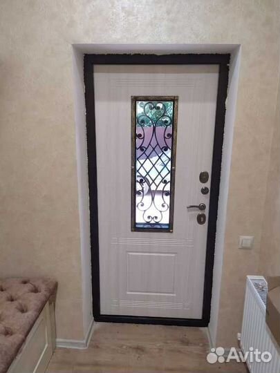 Дверь входная ковка