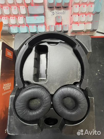 Беспроводные наушники jbl t450bt