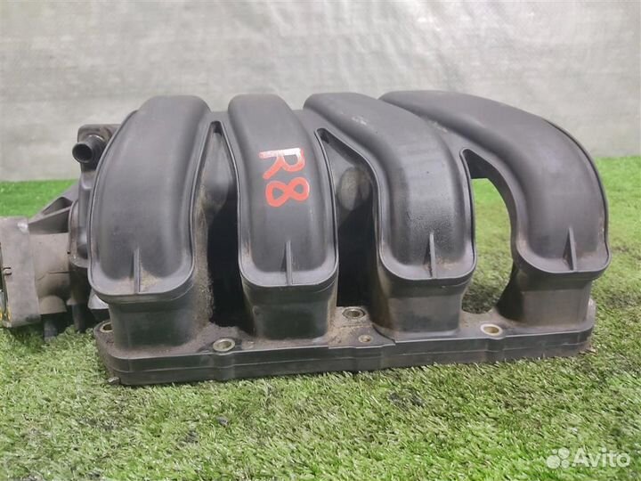 Коллектор впускной Toyota Corolla Verso R1 2006