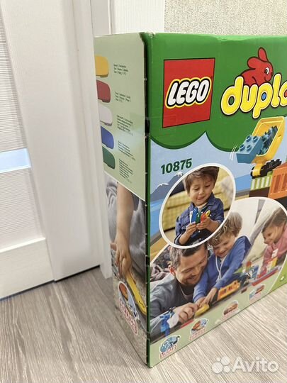 Конструктор lego duplo Town Грузовой поезд (10875)