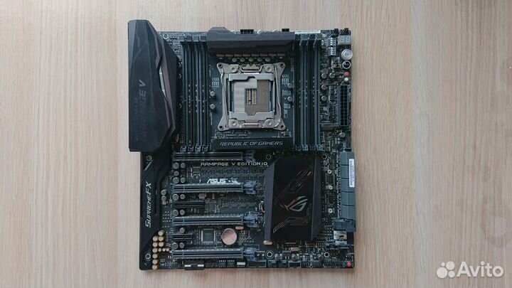Asus Rampage V Extreme Edition 10th