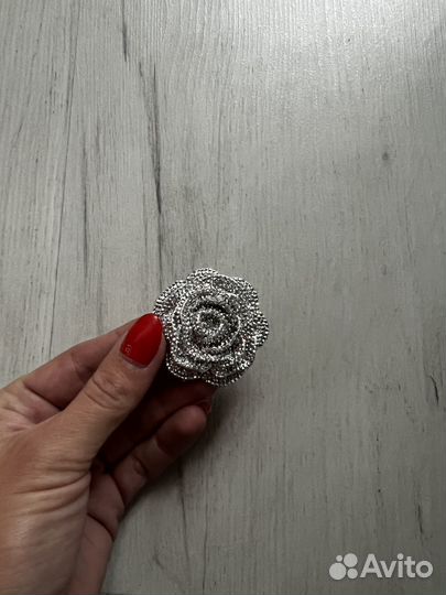 Новая декоративная пуговица