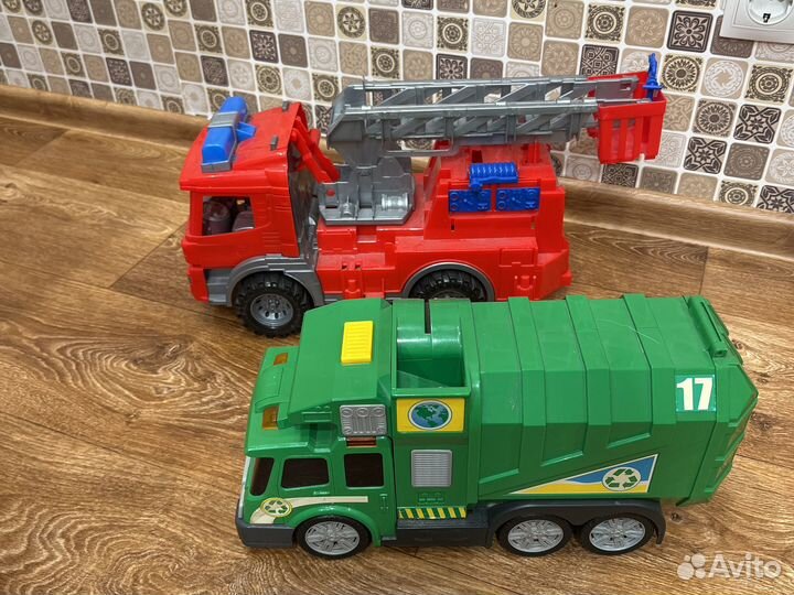 Машина пожарная и мусоровозка