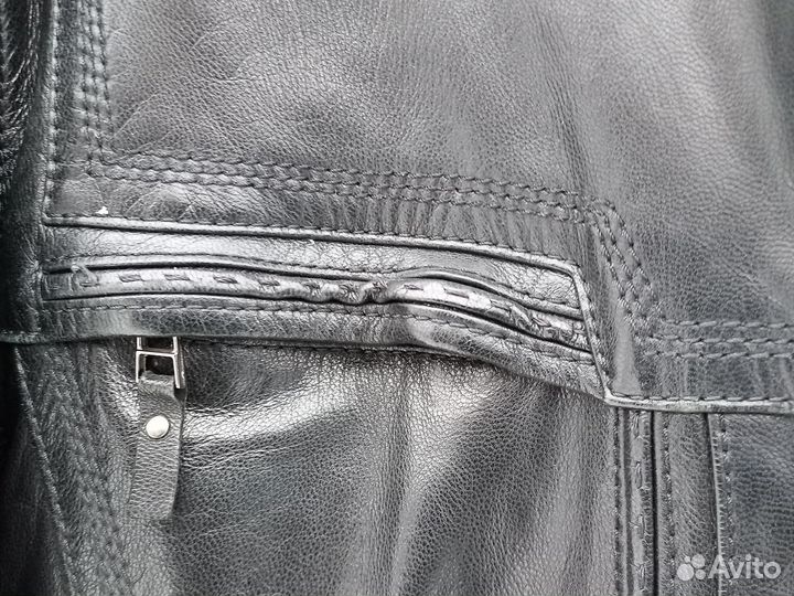 Кожаная куртка р 48