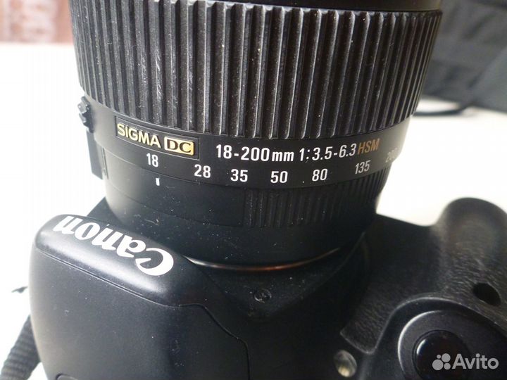 Фотоаппарат Canon EOS 550d