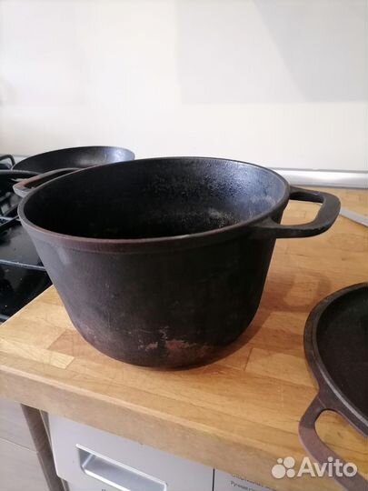 Казан кастрюля с крышкой сковородой