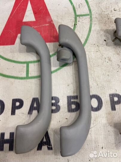 Ручка верхняя потолочная Mitsubishi Lancer 9 CS5W