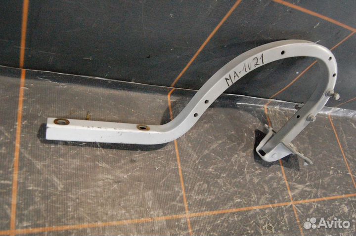 Петля крышки багажника левая - Hyundai Genesis